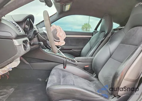 2016 Porsche Cayman Gt4 z USA, uszkodzony, nr VIN WP0AC2A82GK197098